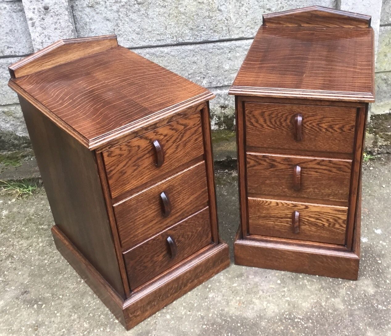 Fine Pair Of Arts Crafts Carved Oak Bedside Cabinets Chests